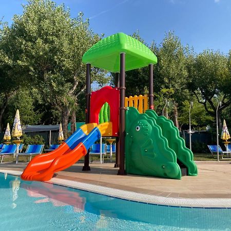 Camping Parco Capraro Лидо-ди-Езоло Экстерьер фото